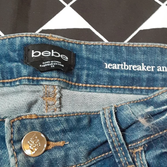 BEBE HEARTBREAKER ANKLE SKINNY JEANS, SIZE 30 - Picture 5 of 14